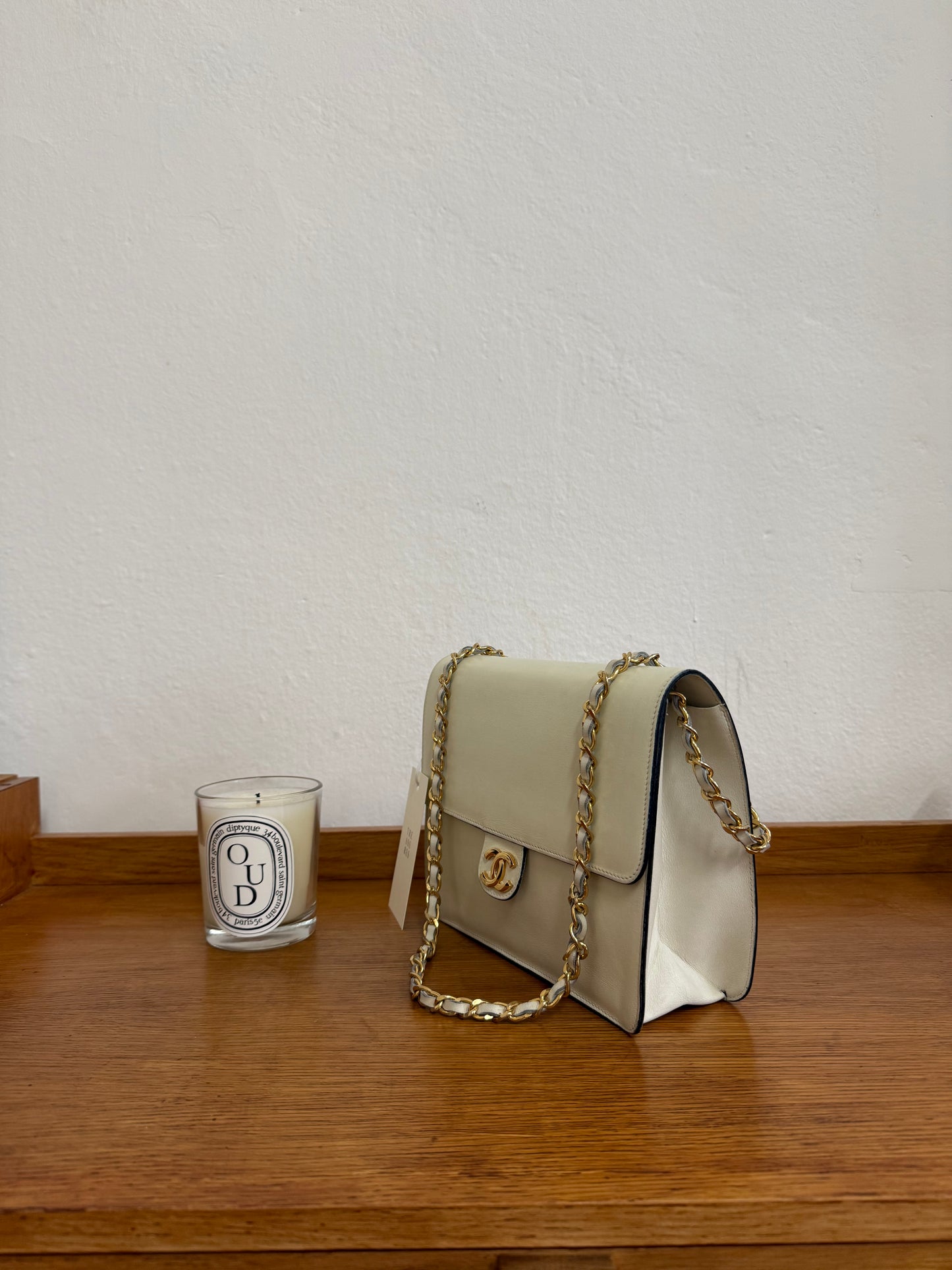 CHANEL BOX CALF SINGLE FLAP CREAM