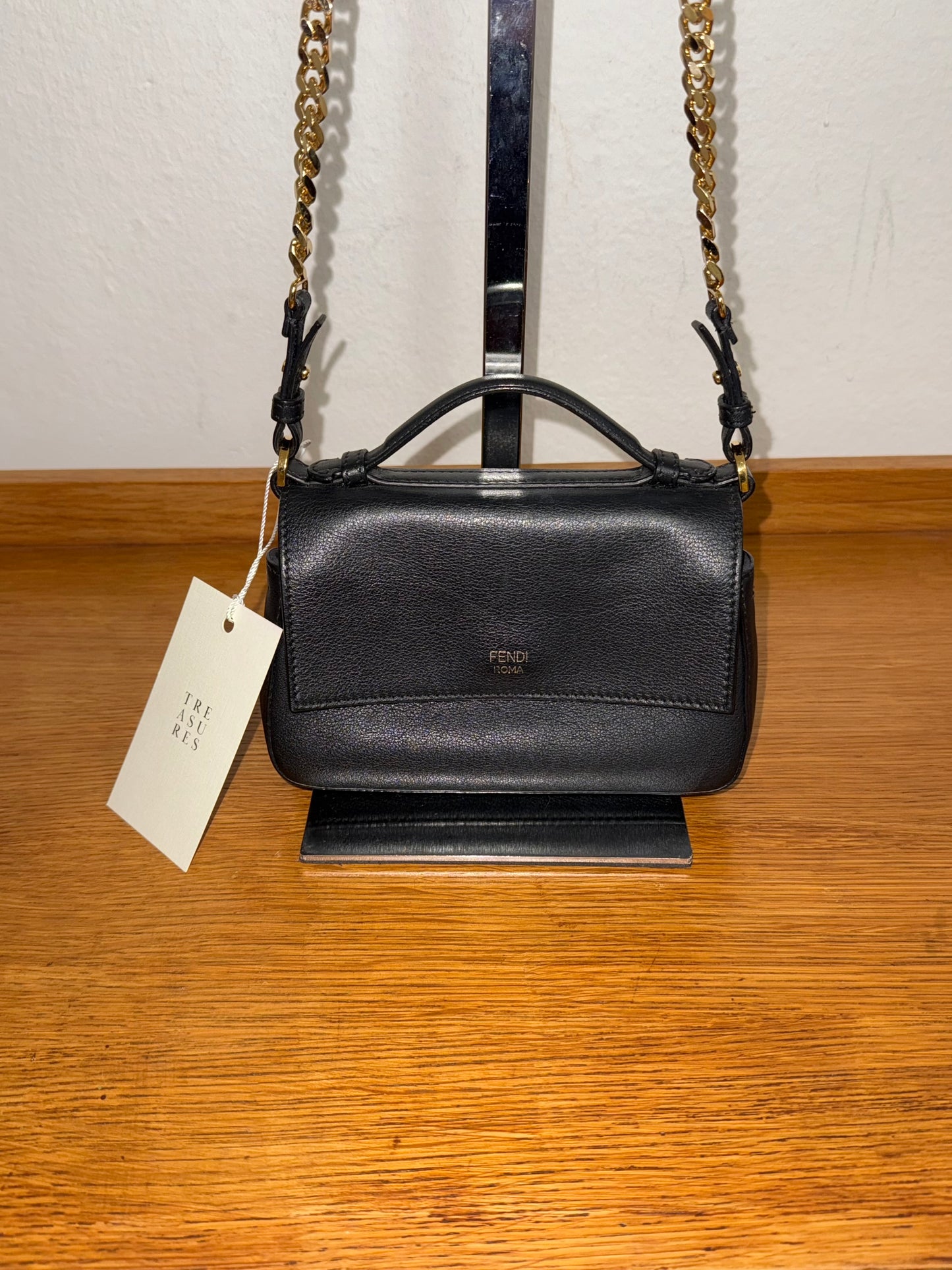 FENDI STUDS BAGUETTE