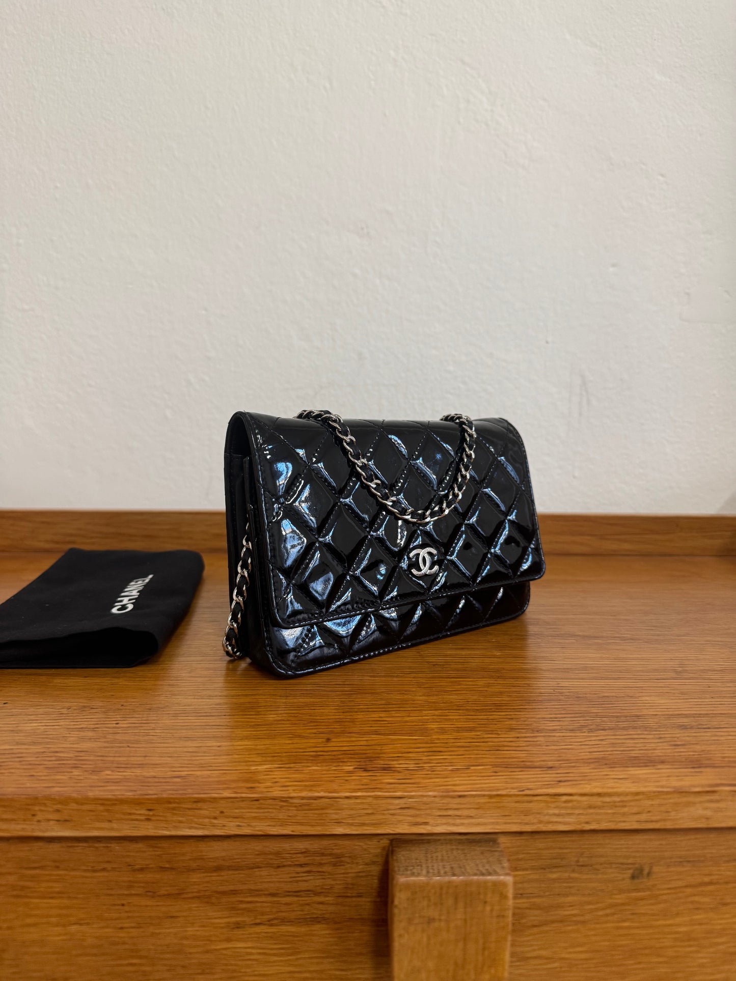 CHANEL WOC BLACK PATENT LEATHER SILVER HW SERIES 14