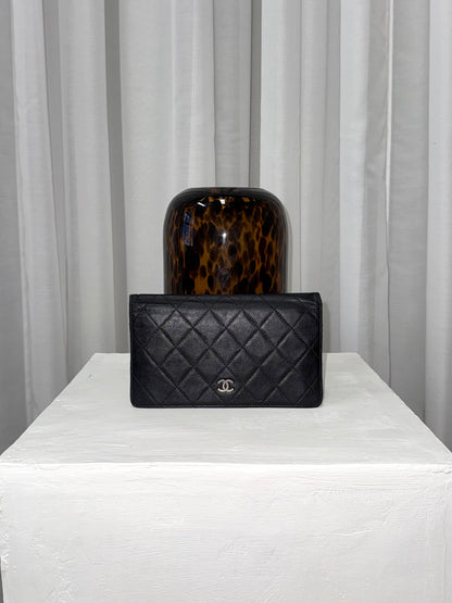 CHANEL WALLET QUILTED SERIES 11