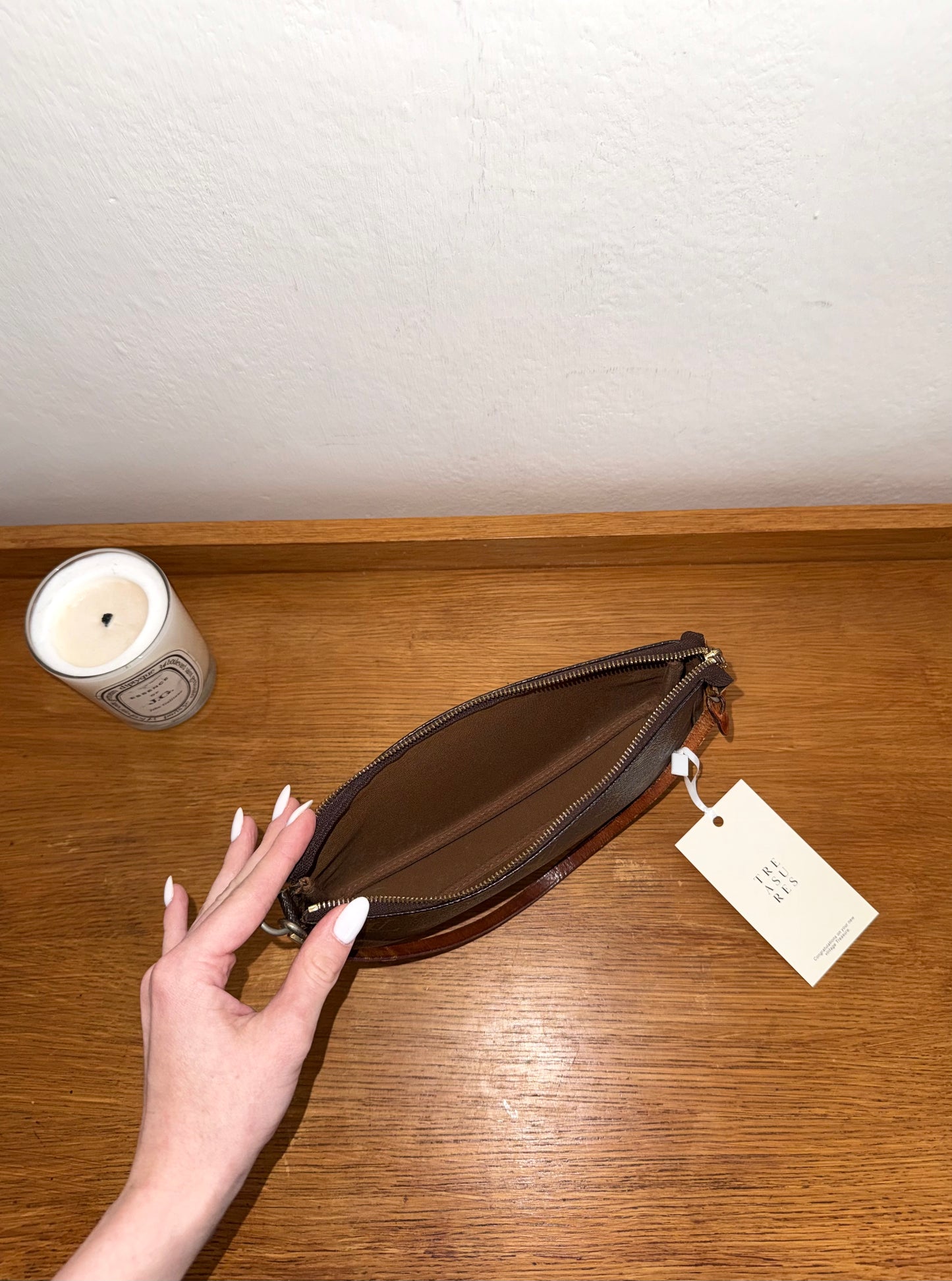 LV POCHETTE 304