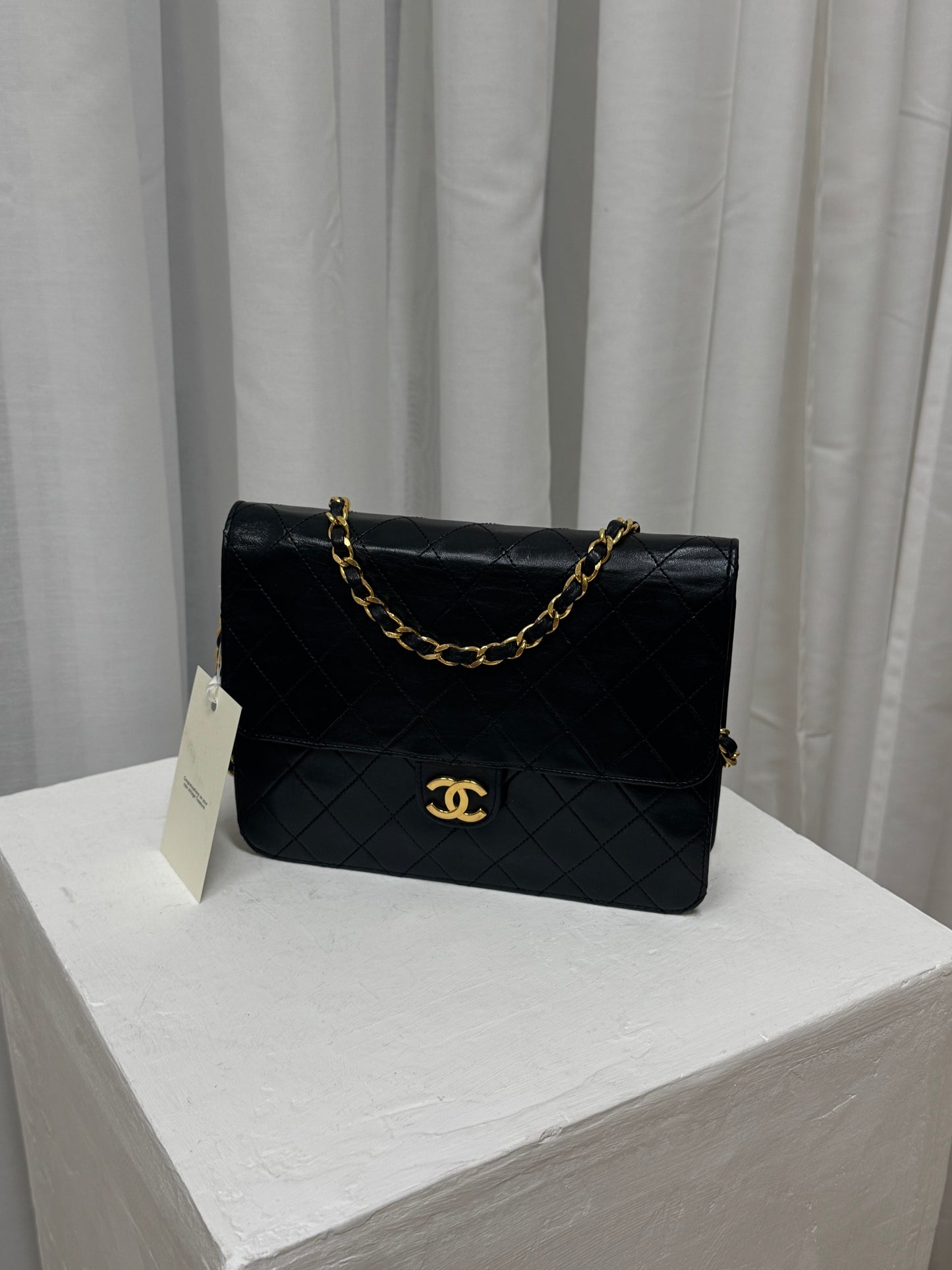 CHANEL CLASSIC SINGLE FLAP BAG LAMBSKIN BLACK 24K GOLD HW