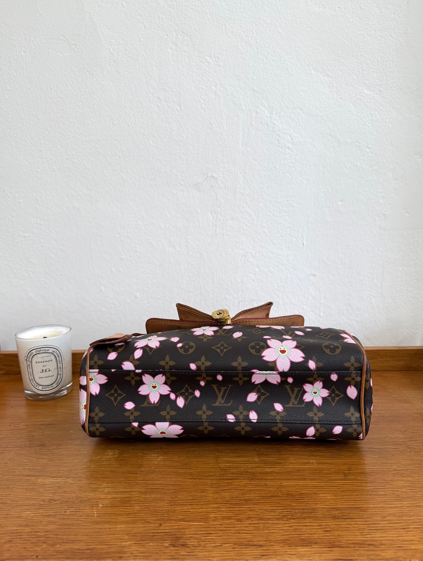 LV TAKASHI MURAKAMI CHERRY BLOSSOM SAC RETRO BOW
