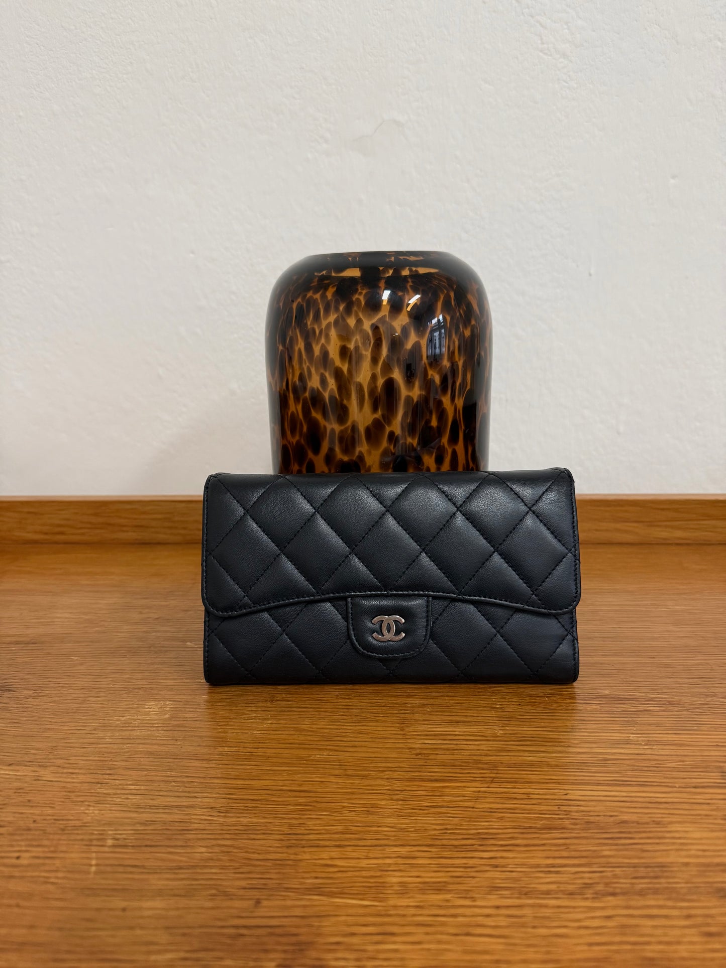 CHANEL LONG WALLET LAMBSKIN BLACK SERIES 18
