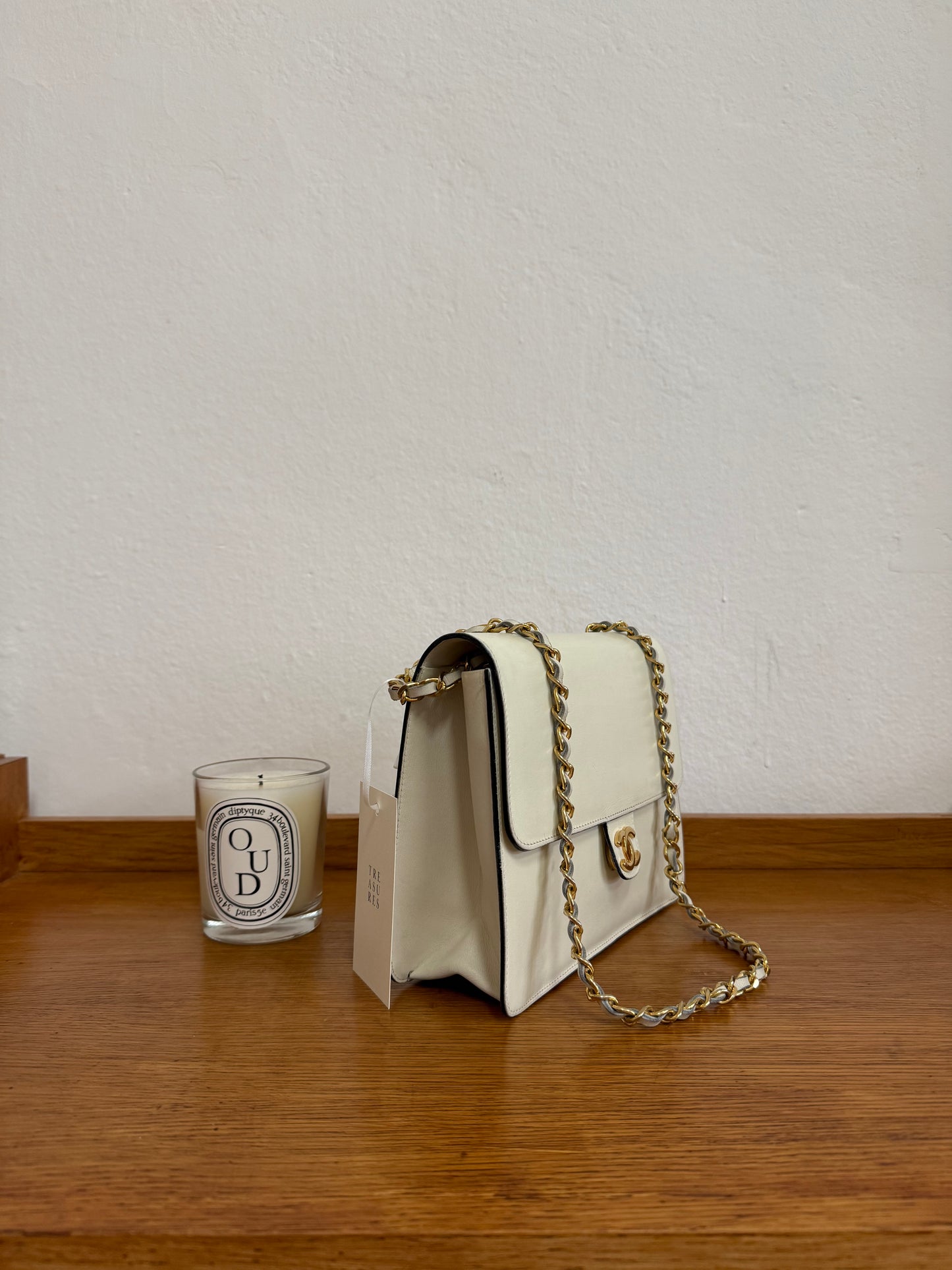 CHANEL BOX CALF SINGLE FLAP CREAM