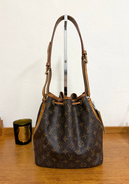 LV PETIT NOÉ MONOGRAM