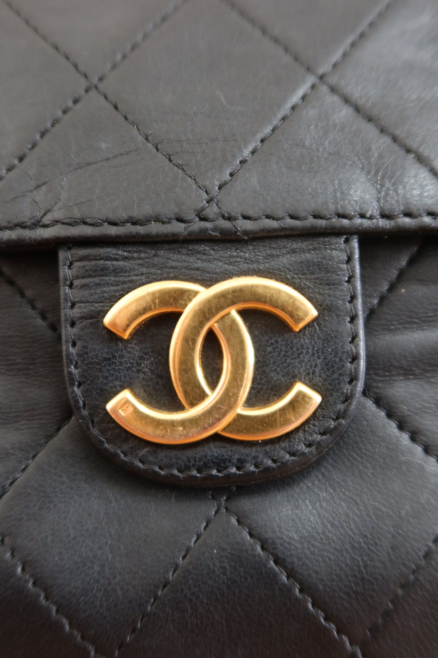 CHANEL TIMELESS CLASSIC SINGLE FLAP BAG LAMBSKIN