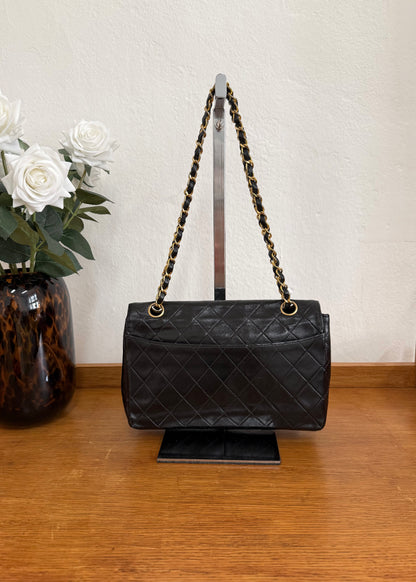 CHANEL TWIST LOCK CLASSIC FLAP BAG