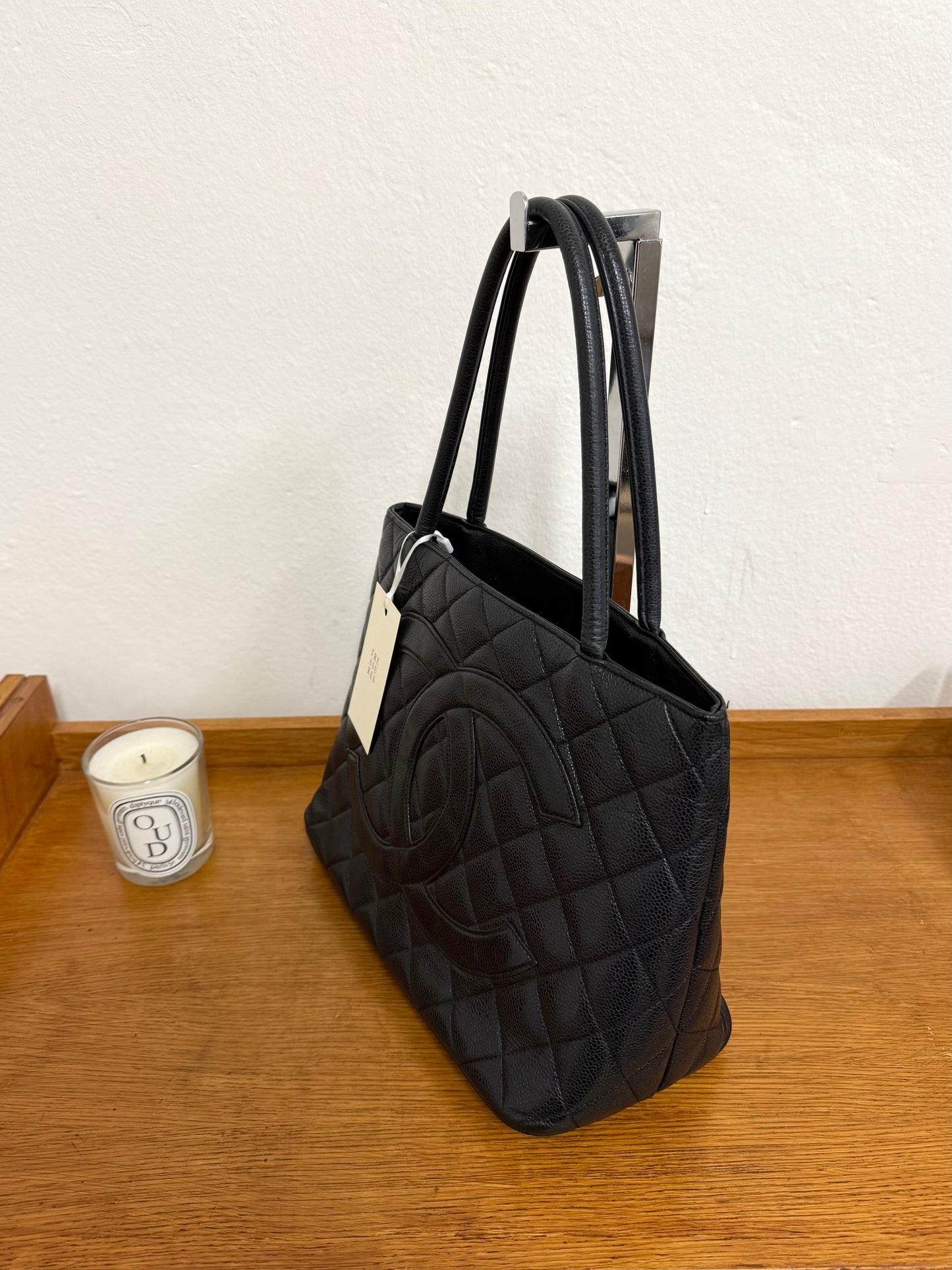 CHANEL CAVIAR MEDDALLION TOTE