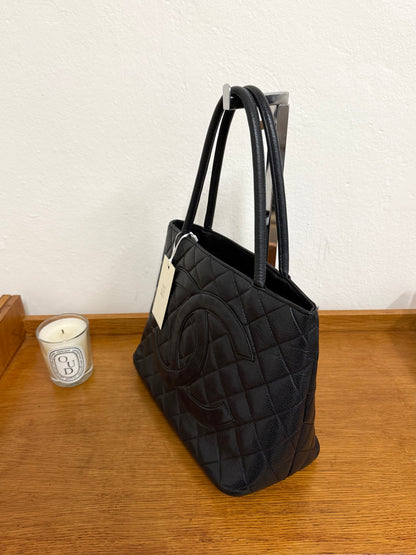 CHANEL CAVIAR MEDDALLION TOTE