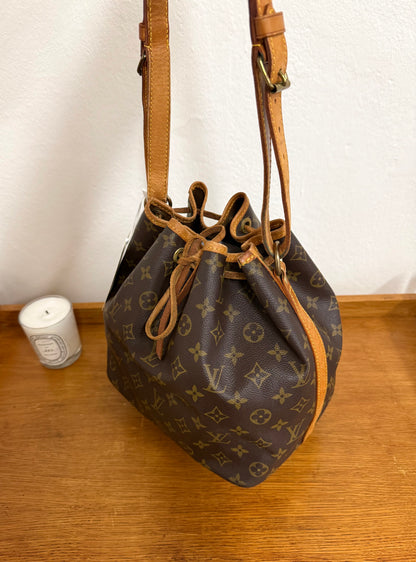 LV PETIT NOÉ MONOGRAM