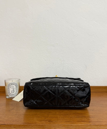 CHANEL TWIST LOCK FLAP PATENT LEATHER