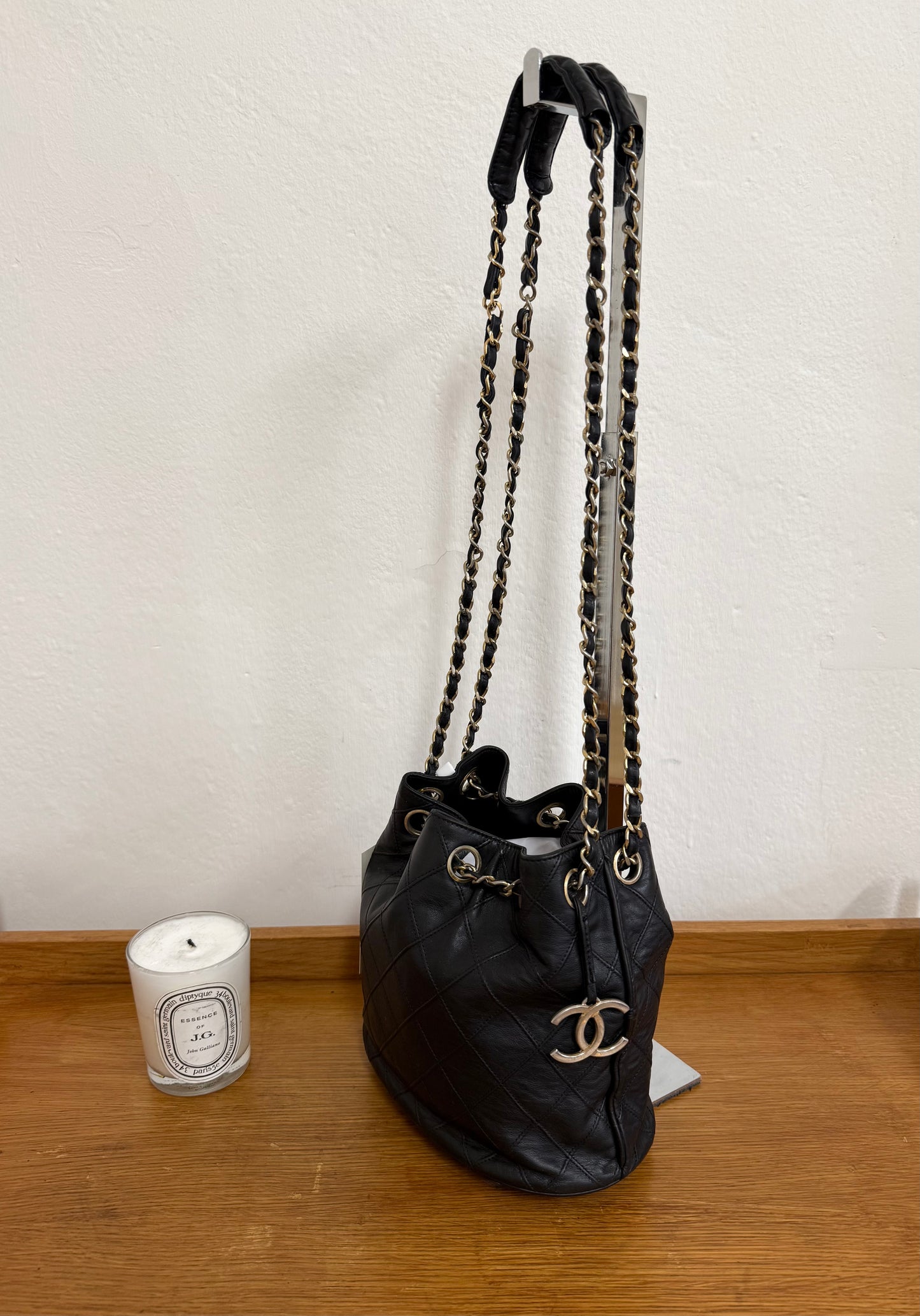 CHANEL BUCKET BAG & POUCH