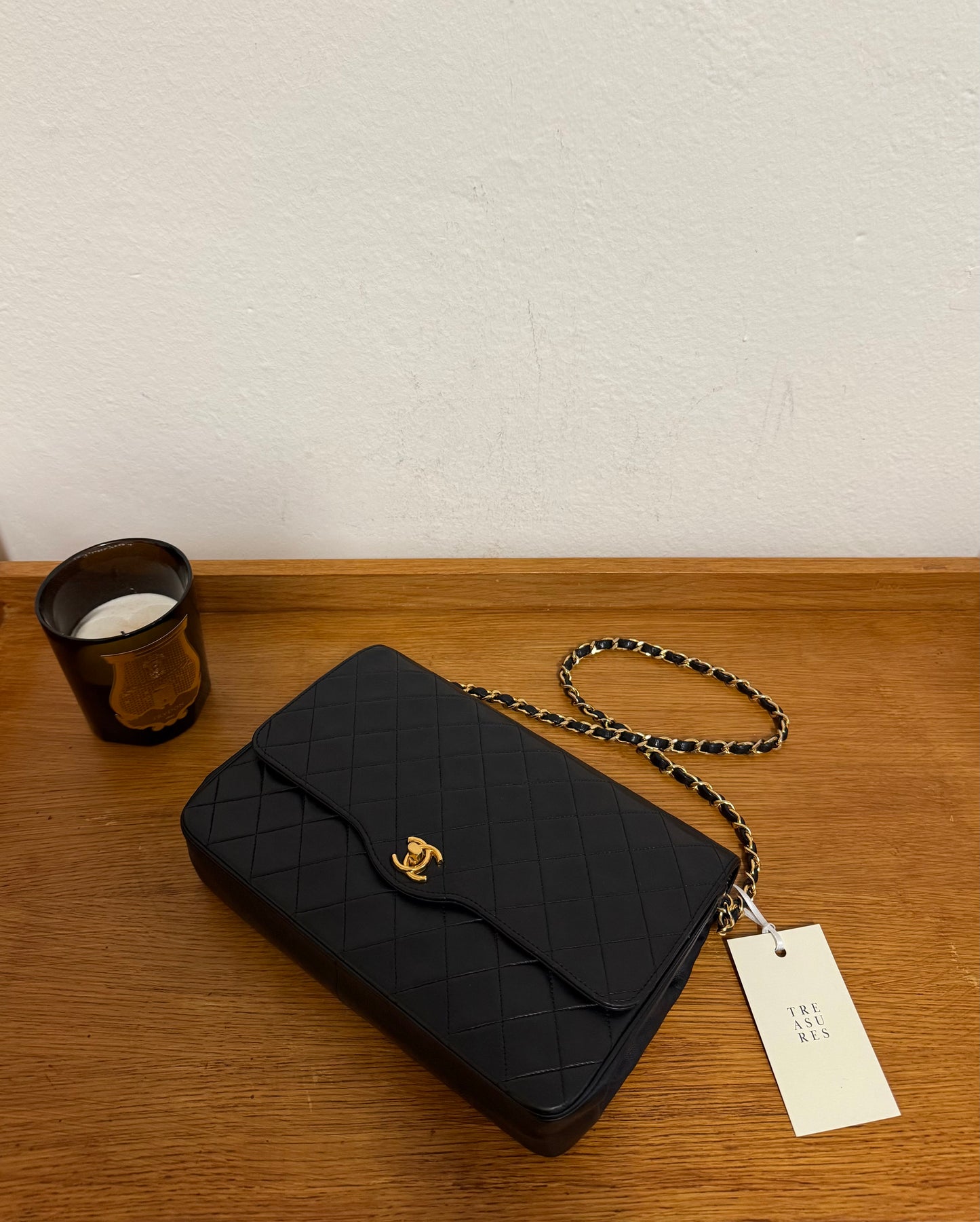 CHANEL TWIST LOCK FLAP BAG