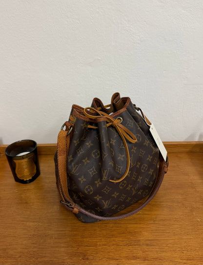 LV PETIT NOÉ MONOGRAM