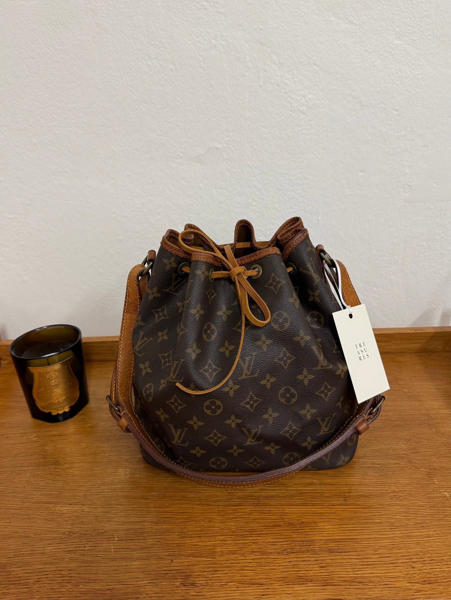 LV PETIT NOÉ MONOGRAM