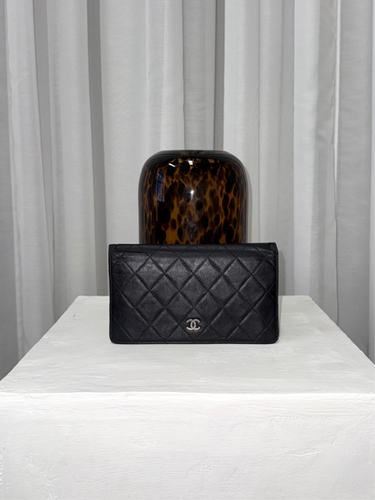 CHANEL WALLET QUILTED SERIES 11