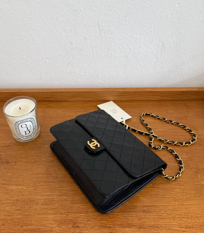 CHANEL CLASSIC SINGLE FLAP BAG LAMBSKIN BLACK 24K GOLD HW