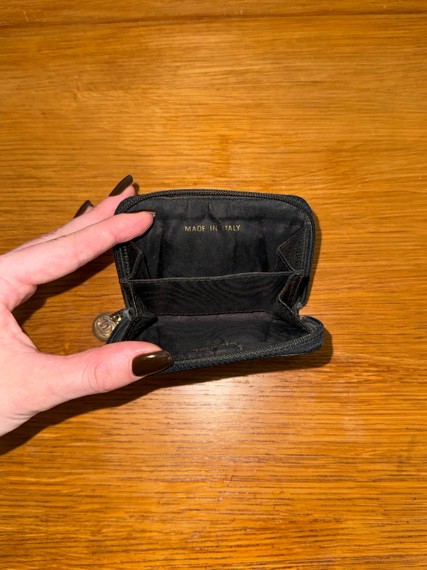 CHANEL ROUND ZIP WALLET