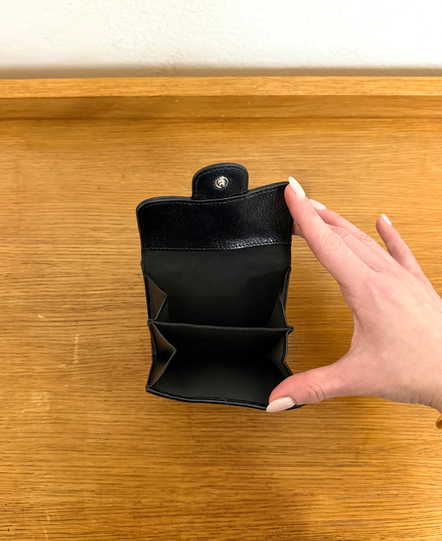 CHANEL MINI WALLET CAVIAR SERIES 11