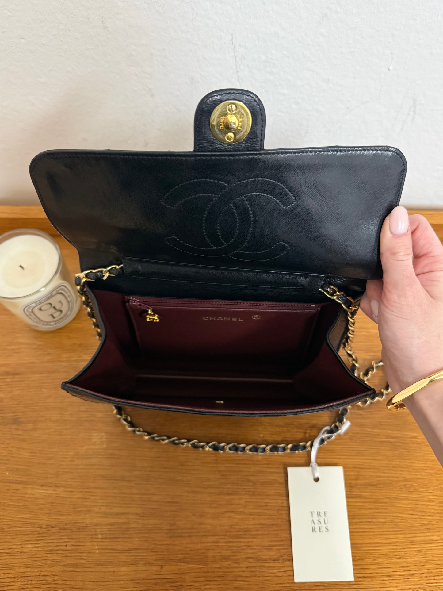CHANEL CLASSIC SINGLE FLAP BAG LAMBSKIN BLACK 24K GOLD HW