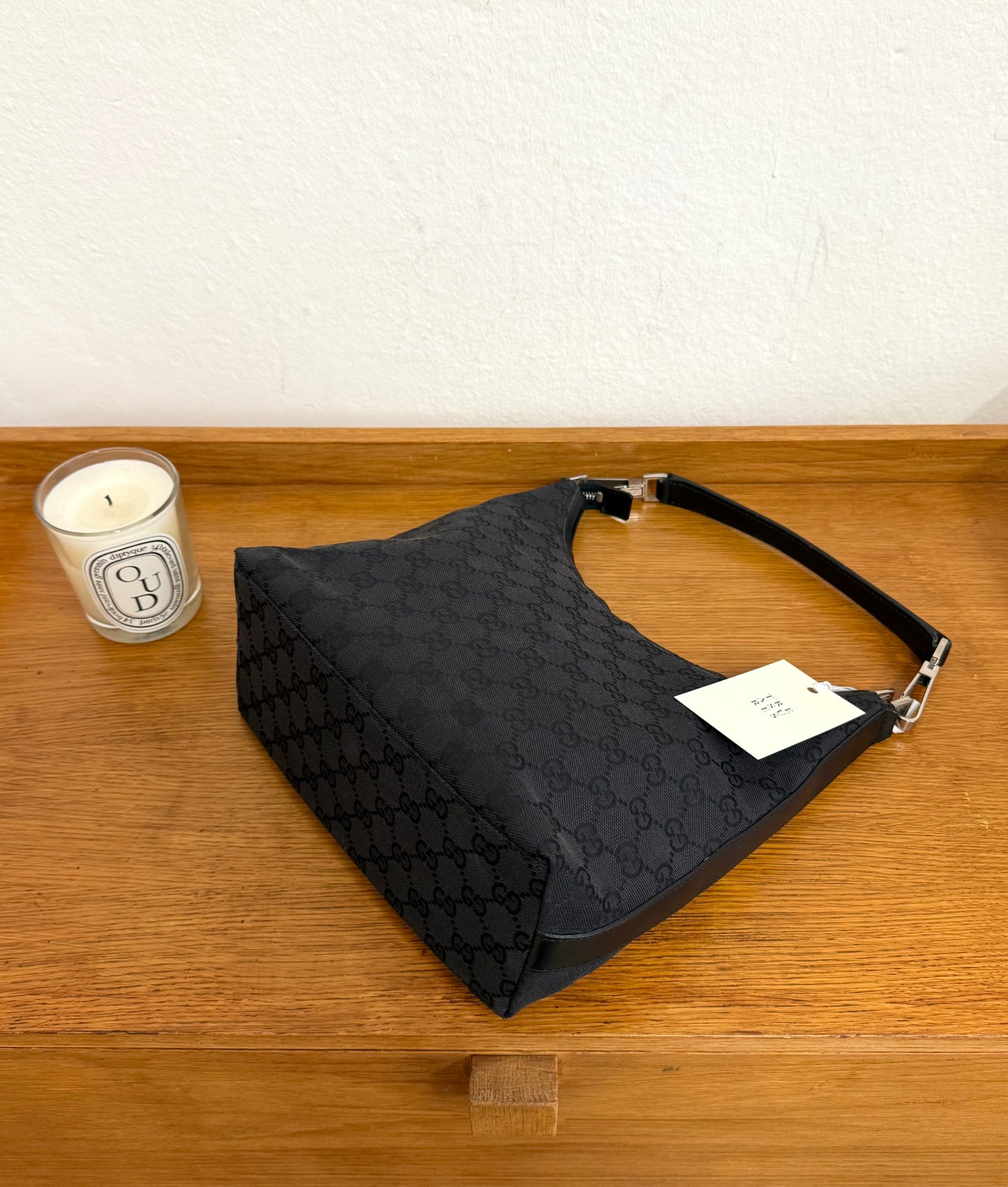 GUCCI GG BLACK SHOULDER BAG