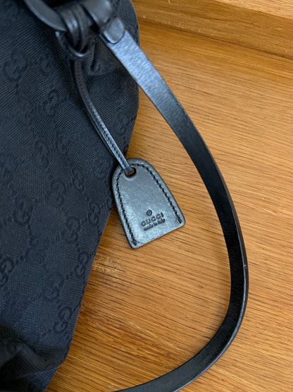 GUCCI GG SHOULDER BAG BLACK WITH POUCH