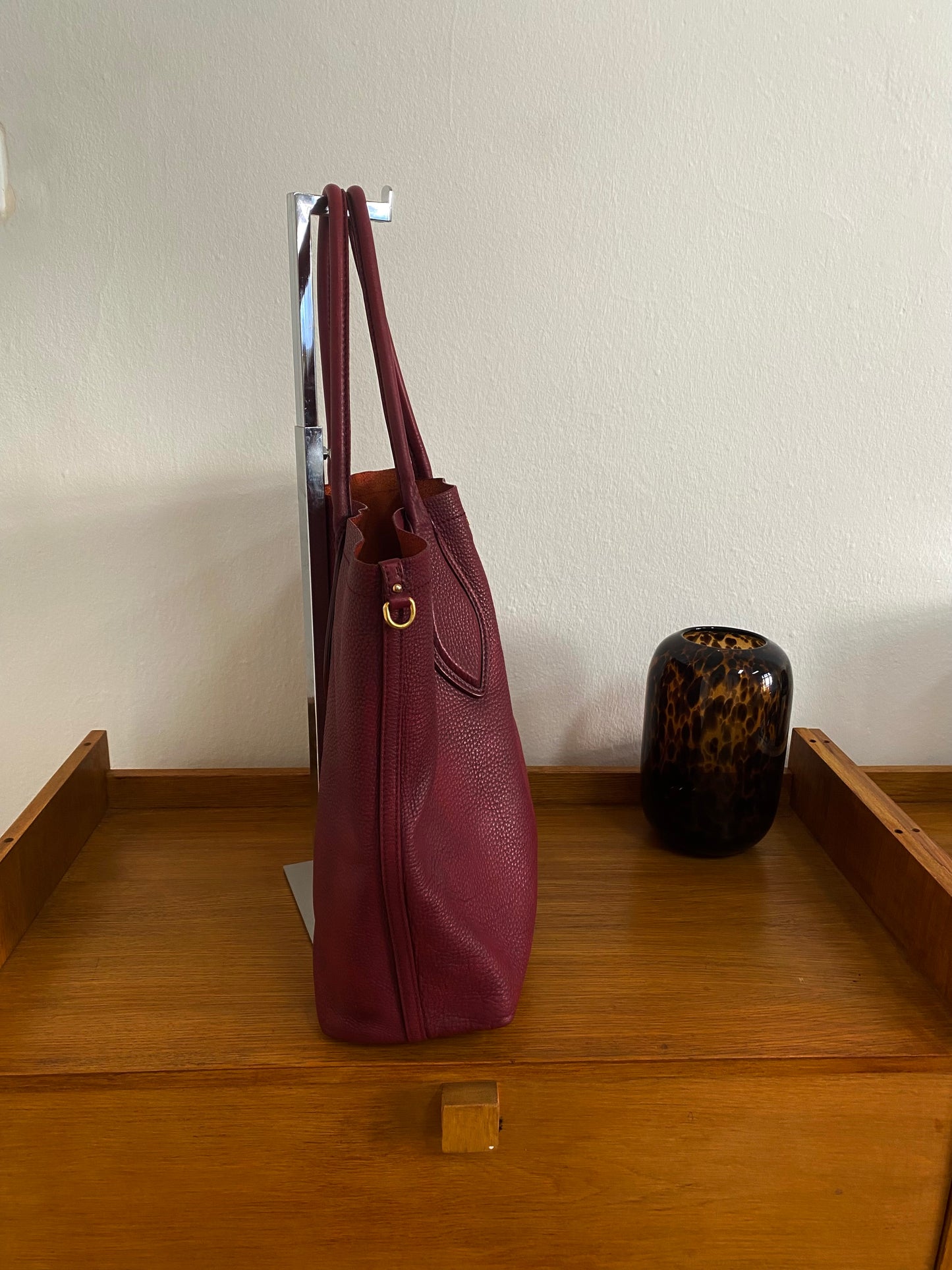 MIU MIU BURGUNDY TOTE BAG