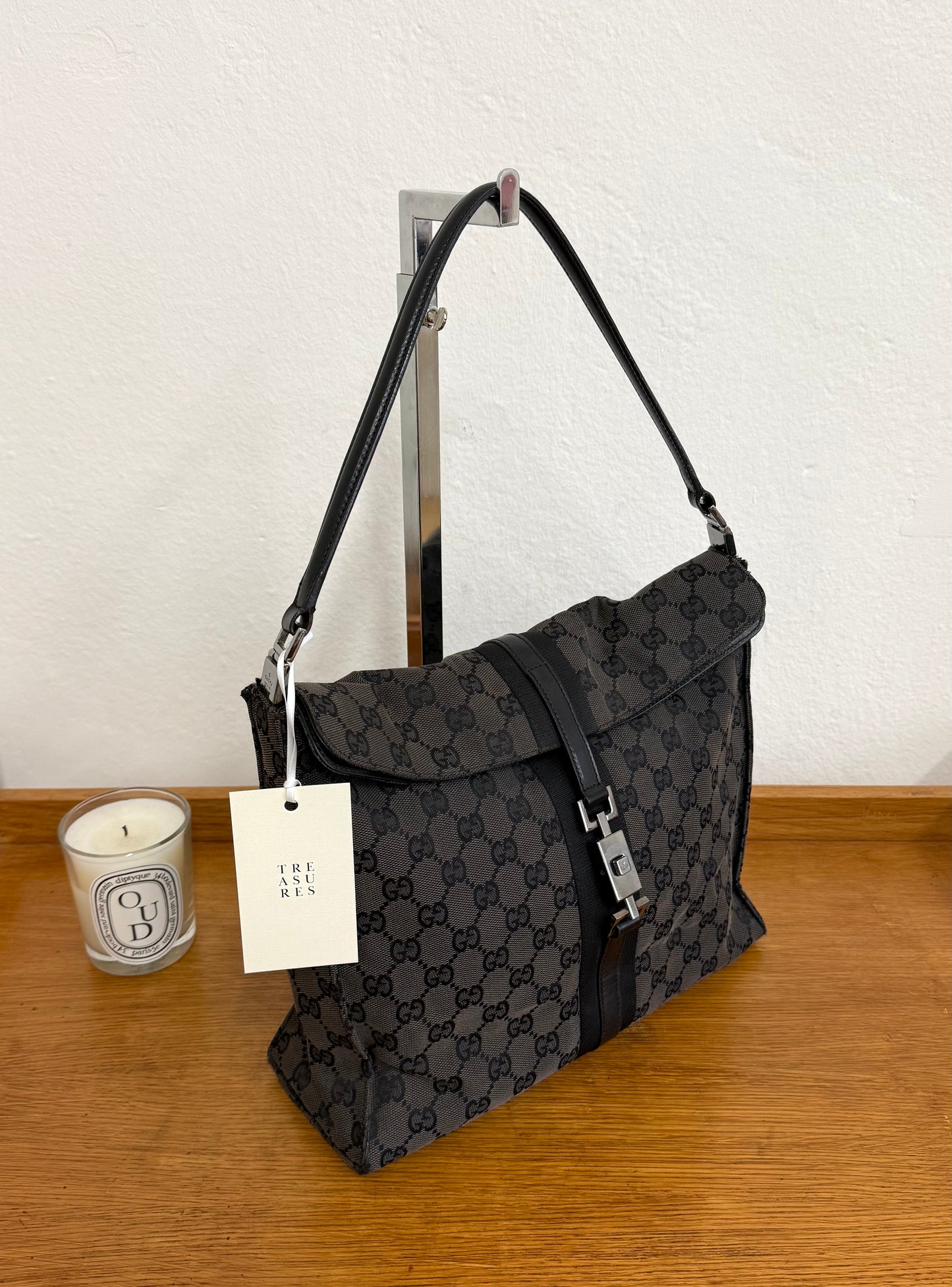 GUCCI JACKIE SHOULDER BAG BLACK GG MONOGRAM