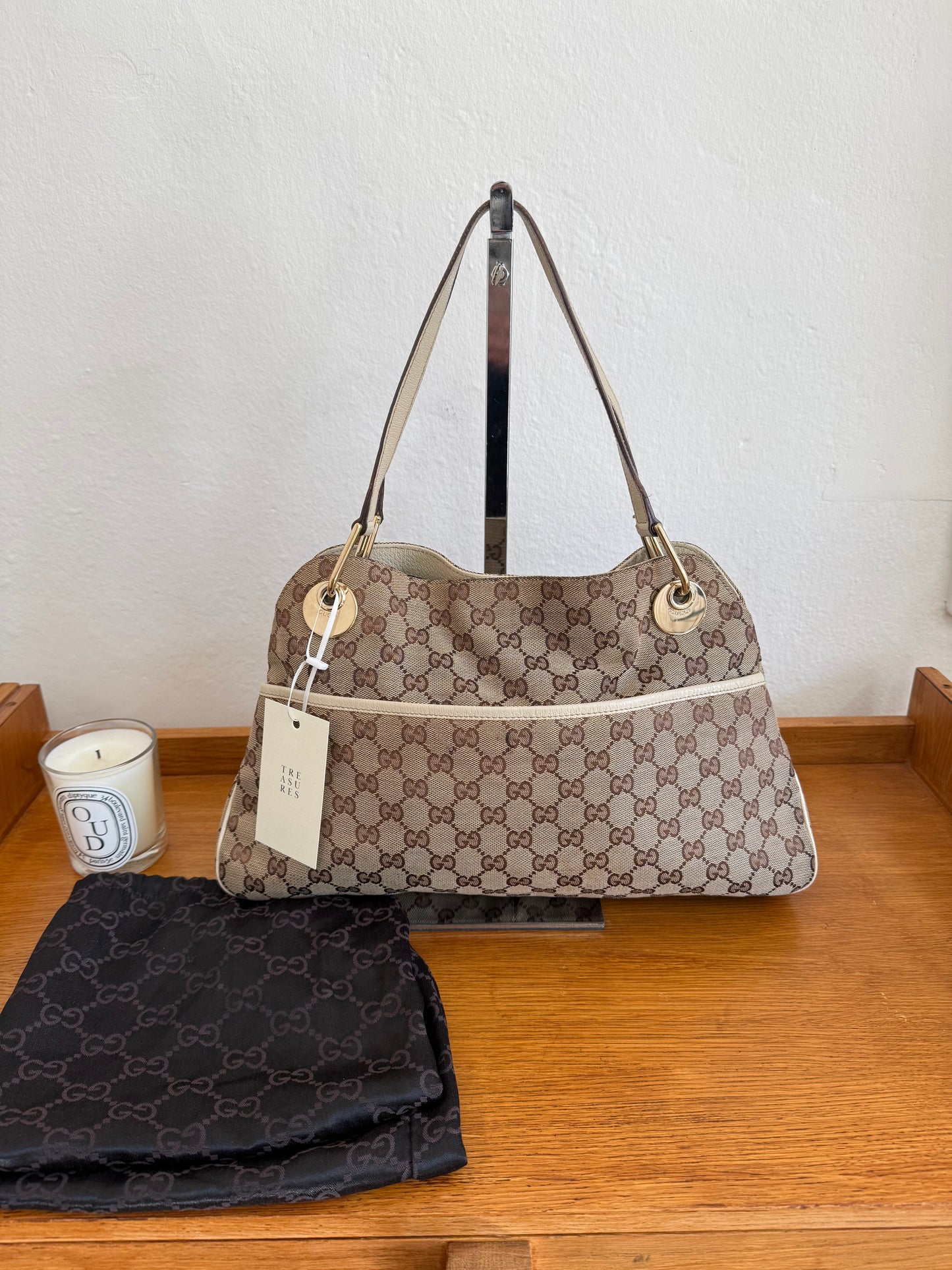GUCCI GG MONOGRAM SHOULDER BAG