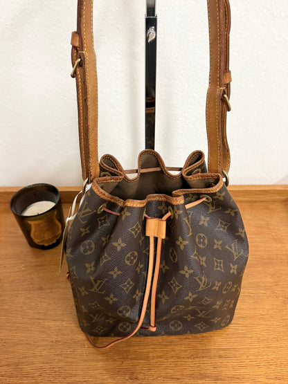 LV PETIT NOÉ MONOGRAM