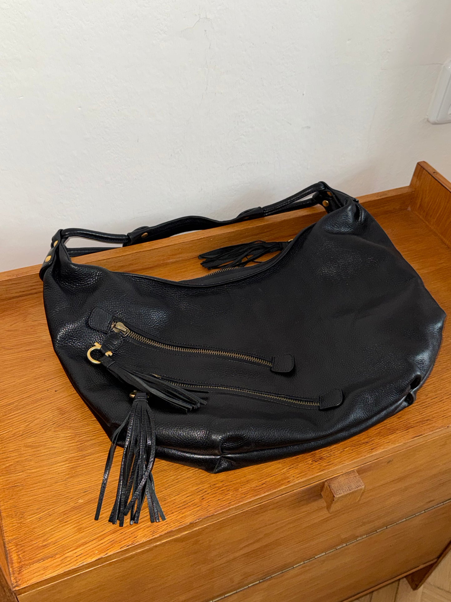 FERRAGAMO LARGE HOBO BAG
