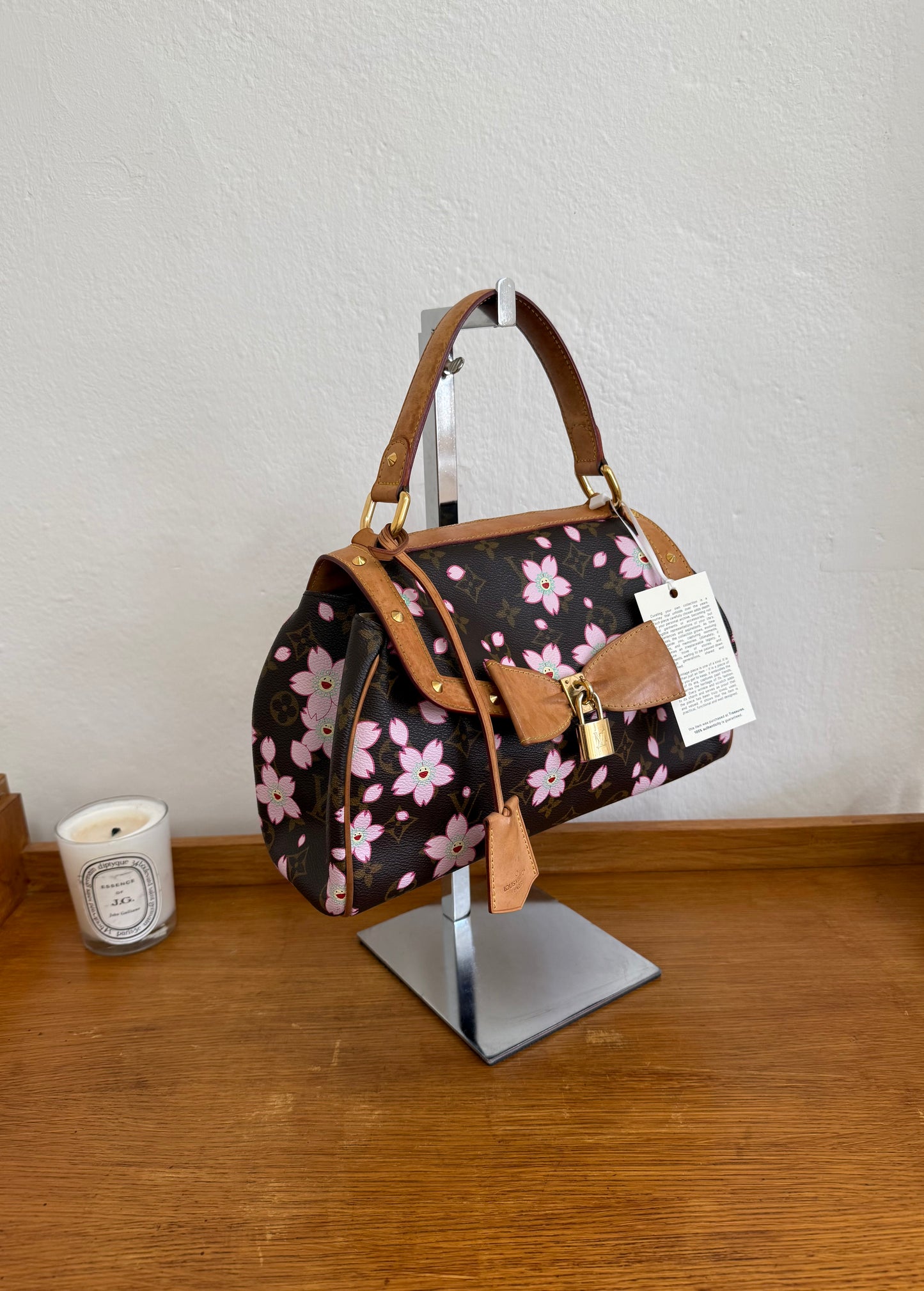 LV TAKASHI MURAKAMI CHERRY BLOSSOM SAC RETRO BOW