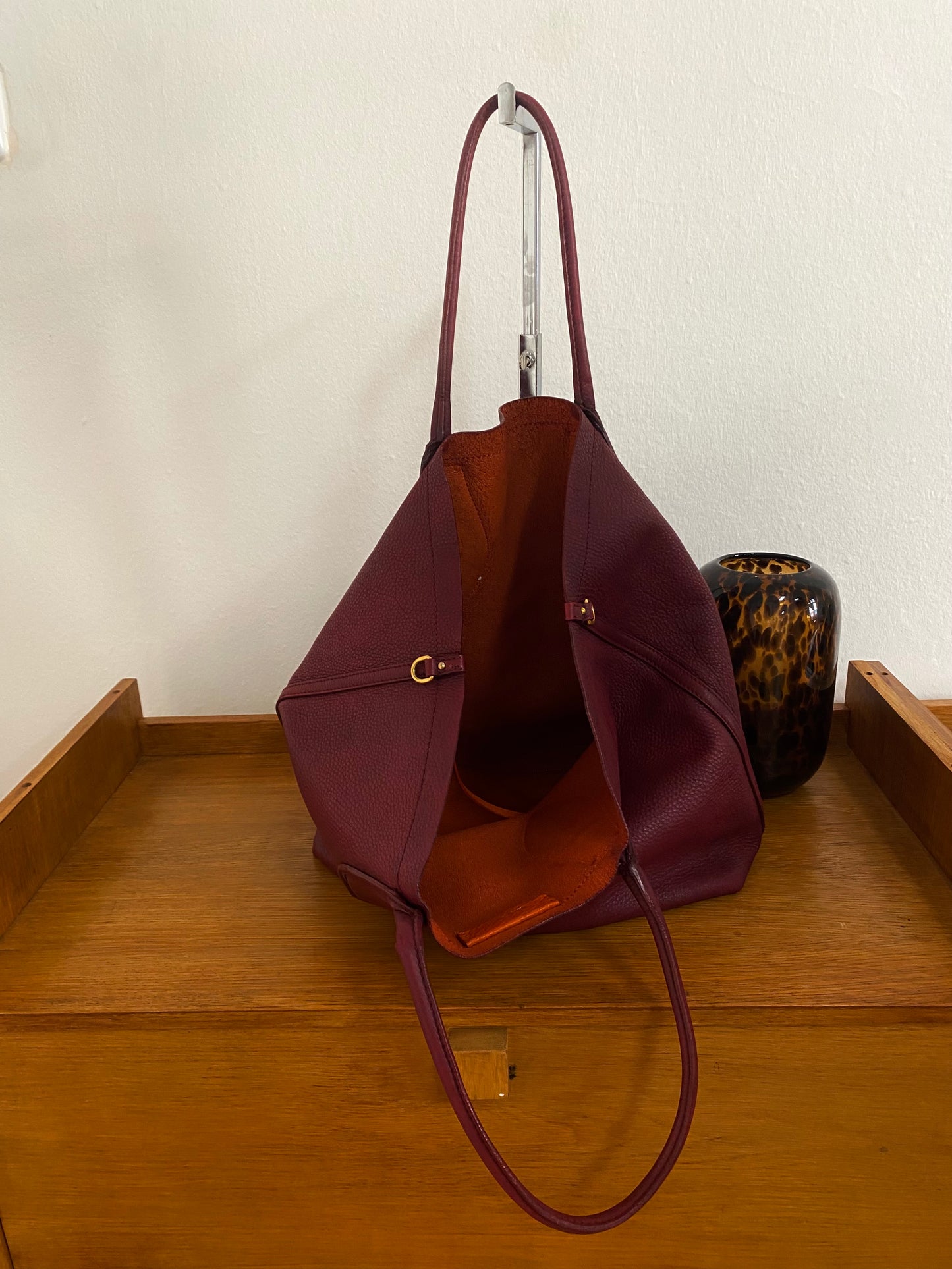 MIU MIU BURGUNDY TOTE BAG