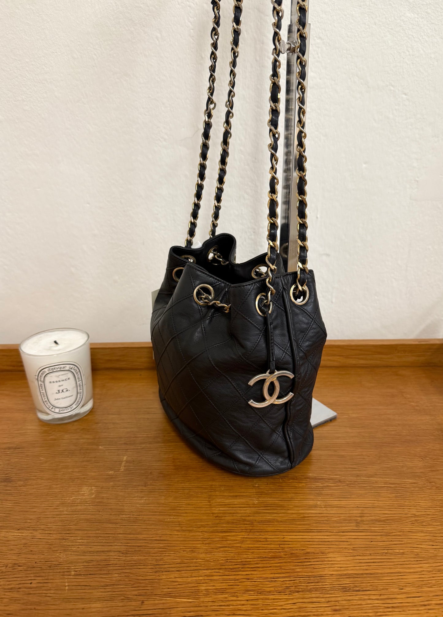 CHANEL BUCKET BAG & POUCH