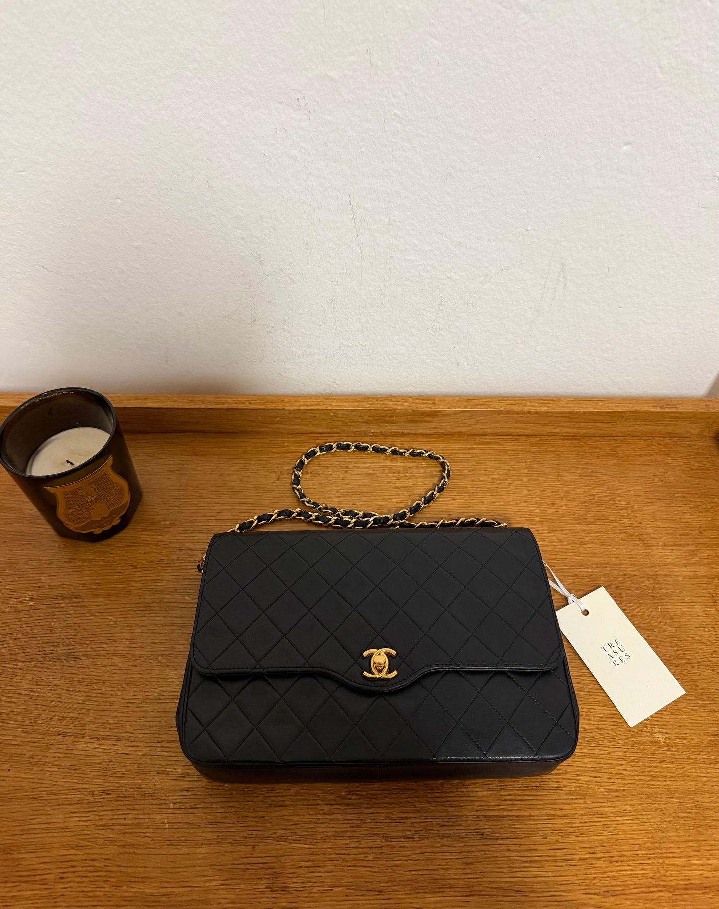 CHANEL TWIST LOCK FLAP BAG