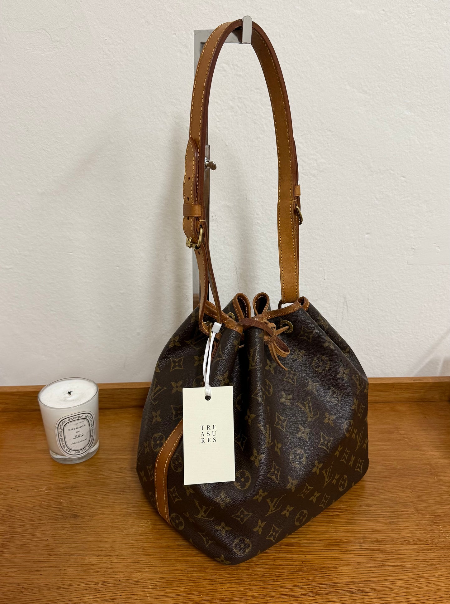 LV PETIT NOÉ MONOGRAM
