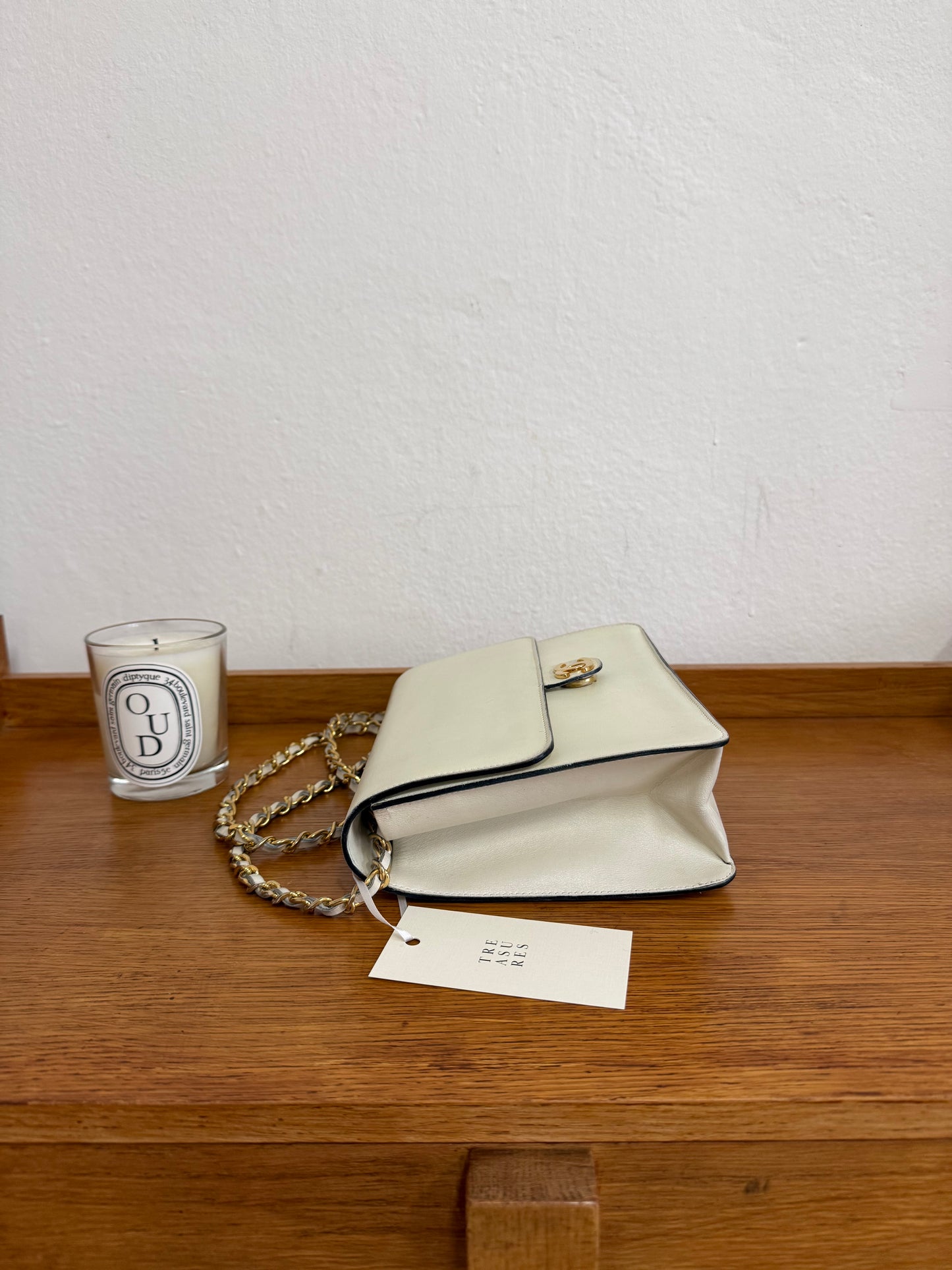 CHANEL BOX CALF SINGLE FLAP CREAM