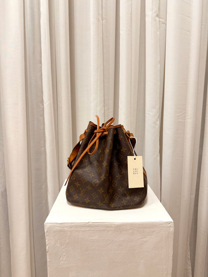 LV PETIT NOÉ MONOGRAM