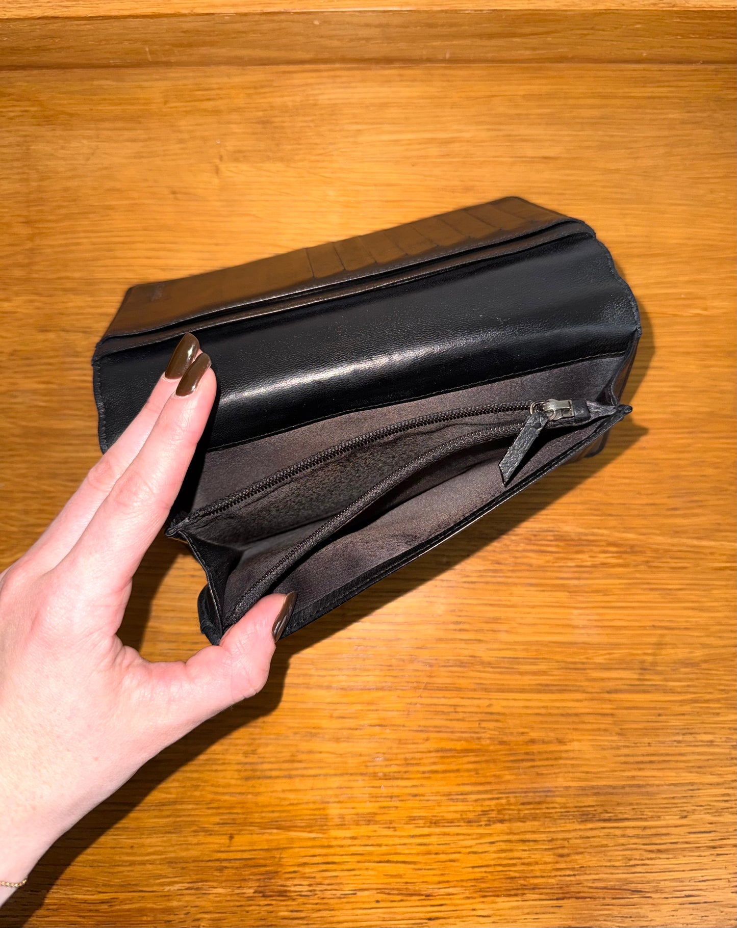 CHANEL CAMELLIA WALLET BLACK SERIES 11