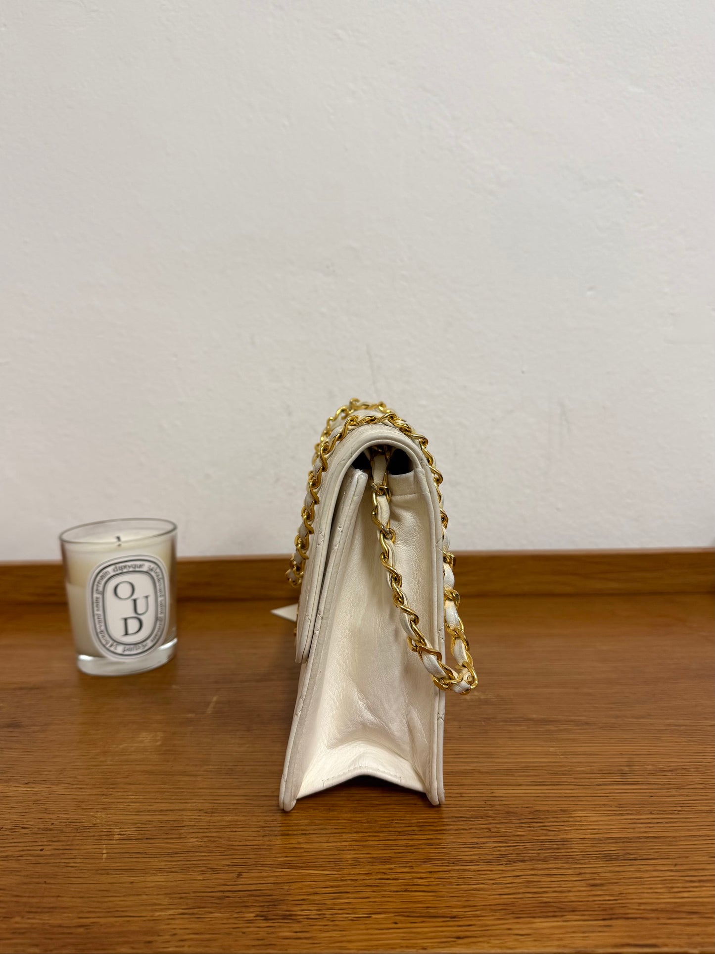 CHANEL CLASSIC SINGLE FLAP BAG LAMBSKIN WHITE 24K GOLD HW