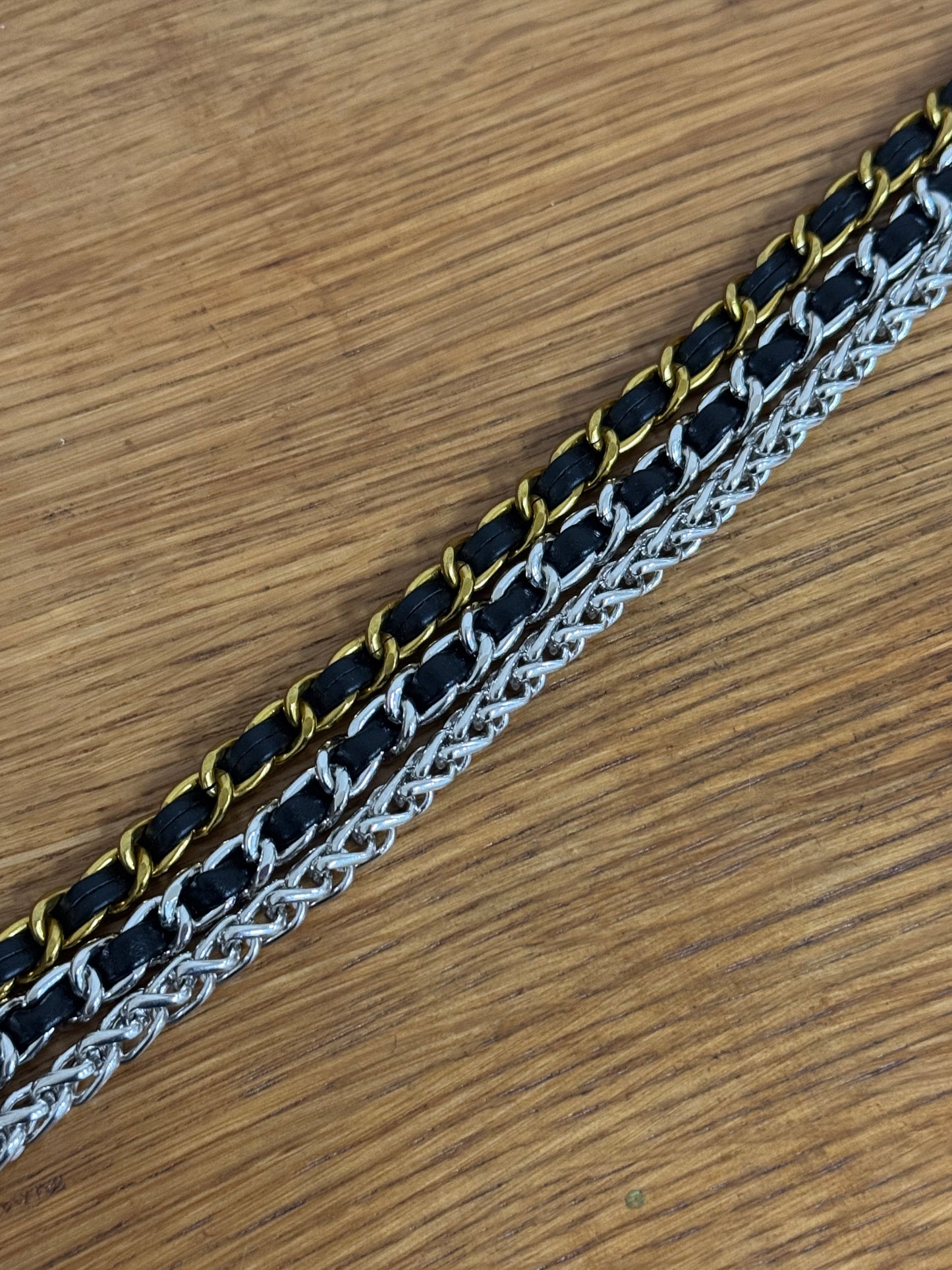 Řetízek a filcová vložka pro peněženky