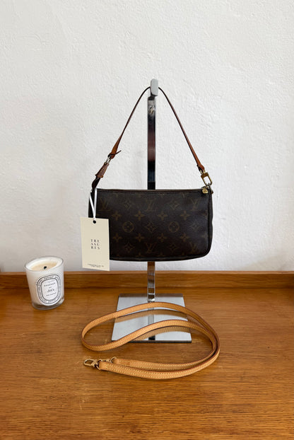 LV POCHETTE 304