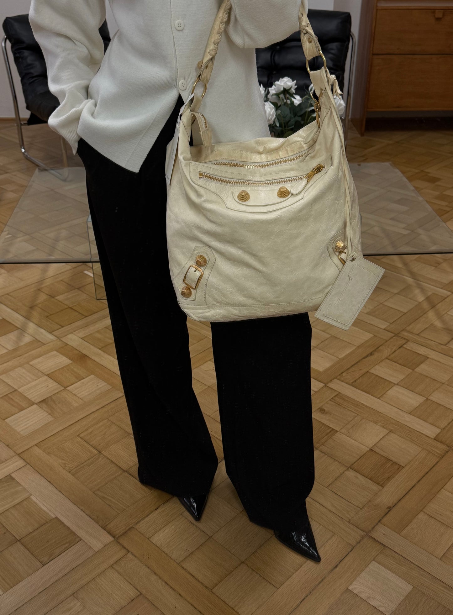 BALENCIAGA DAY “HOBO CITY” BAG BUTTER YELLOW