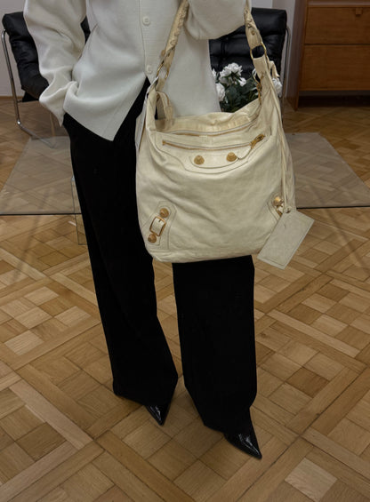 BALENCIAGA DAY “HOBO CITY” BAG BUTTER YELLOW