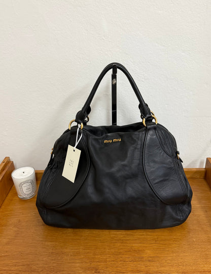 MIU MIU VITELLO LARGE SHOULDER BAG BLACK