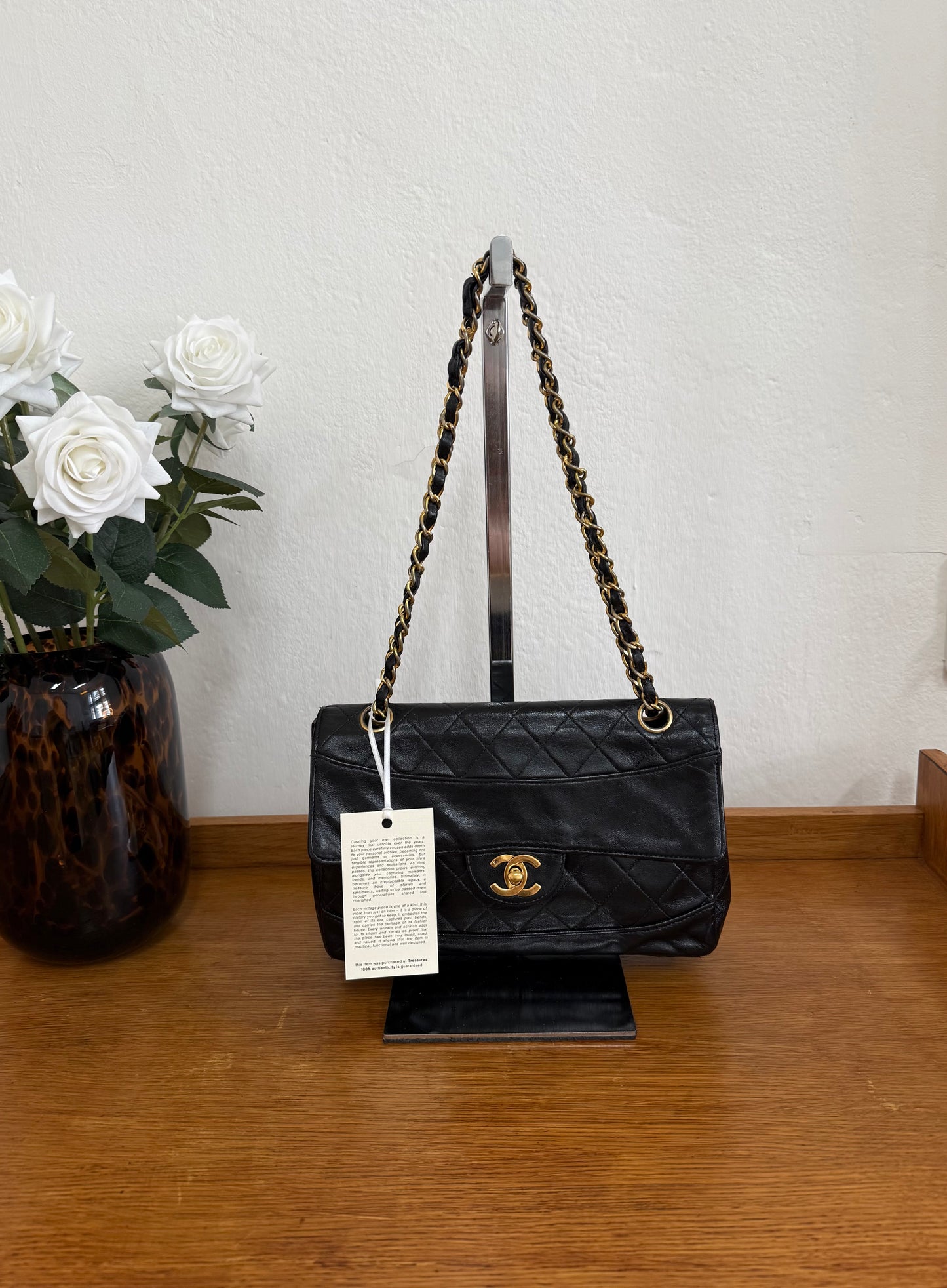 CHANEL TWIST LOCK CLASSIC FLAP BAG