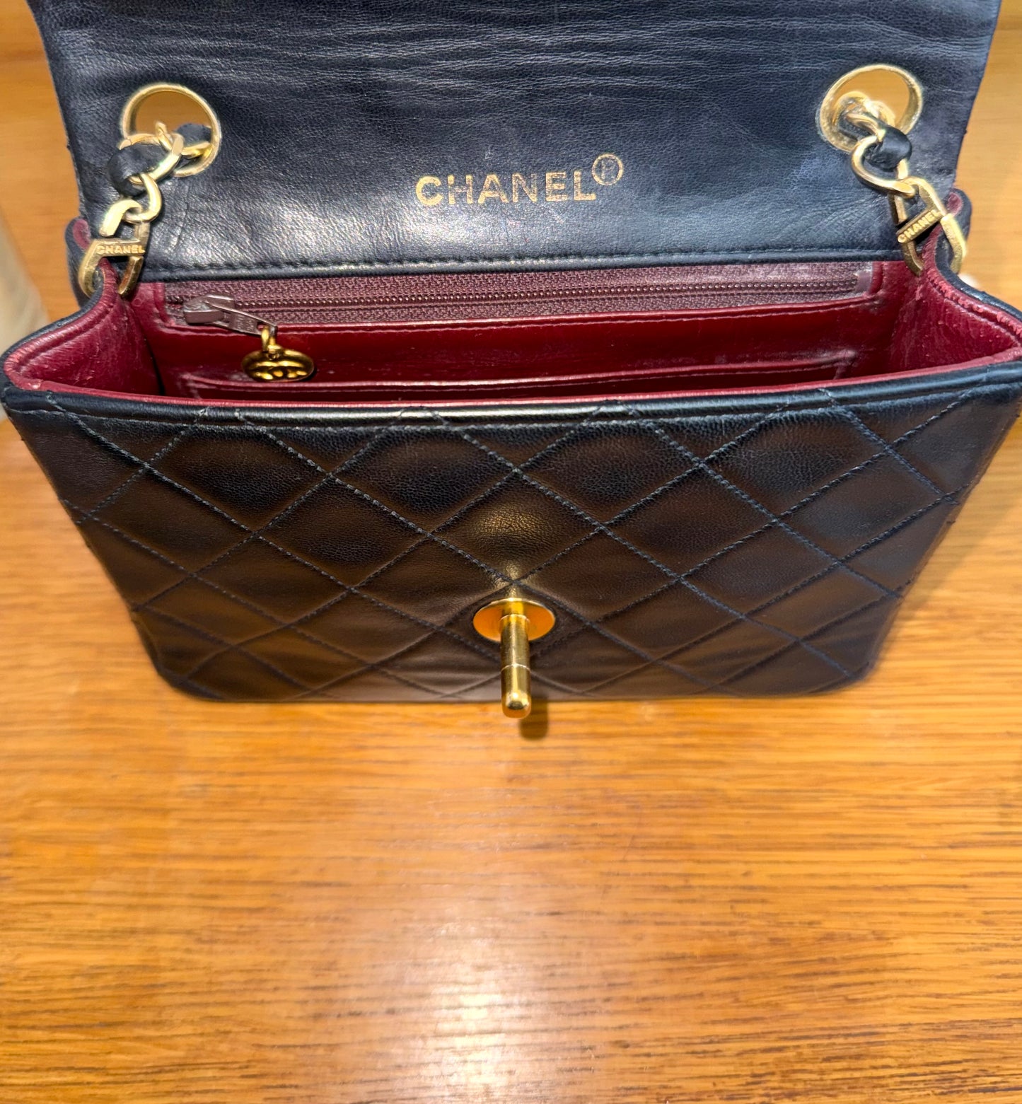 CHANEL SINGLE FLAP BAG BLACK LAMBSKIN