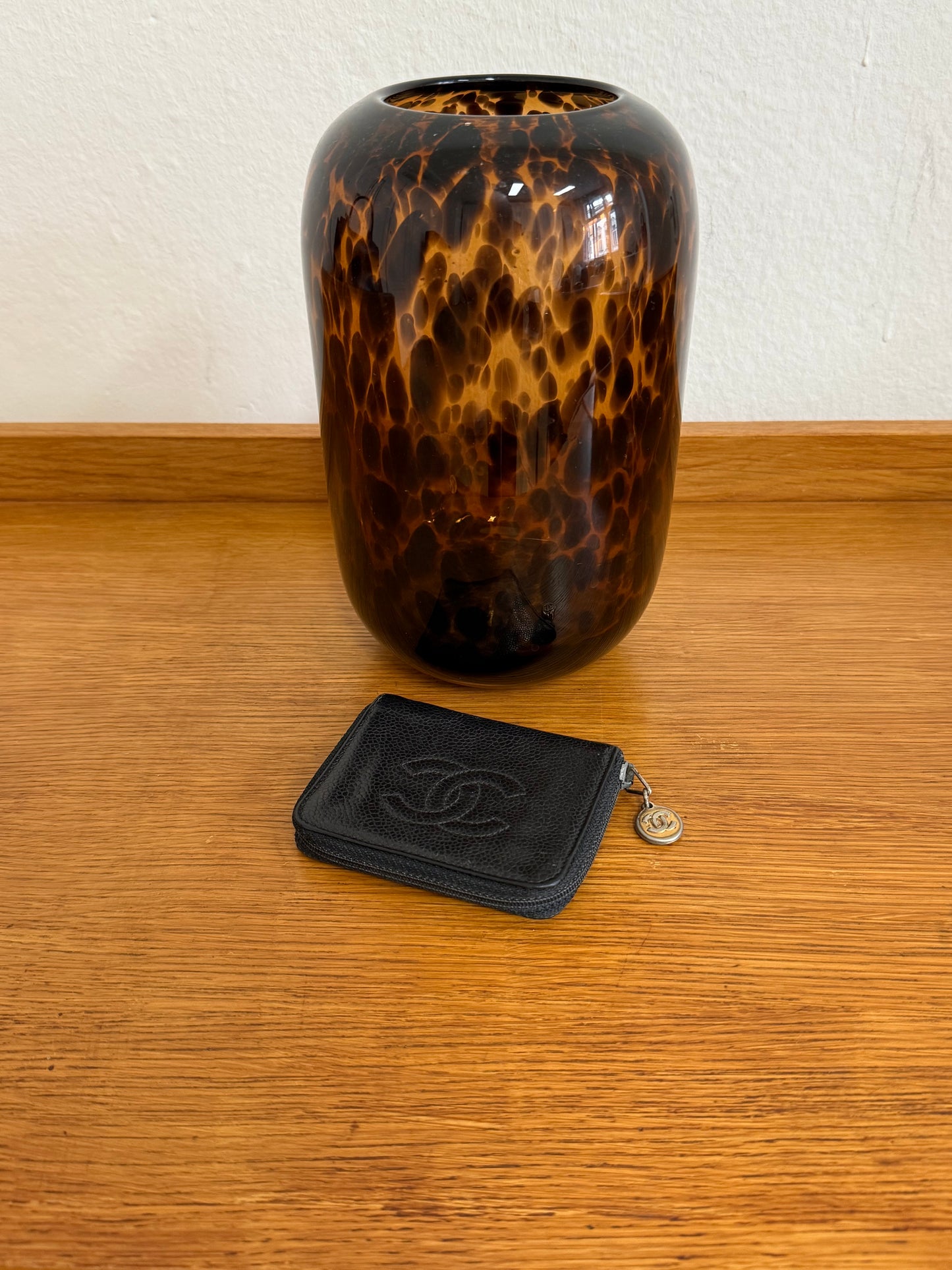 CHANEL ROUND ZIP WALLET