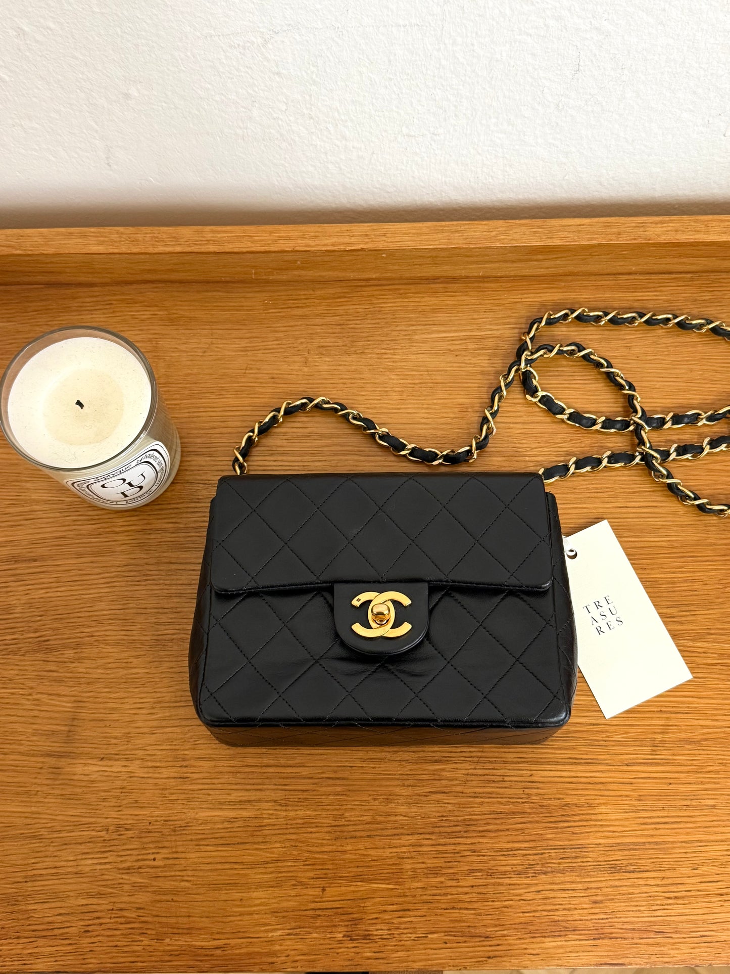 CHANEL SINGLE FLAP BAG BLACK LAMBSKIN